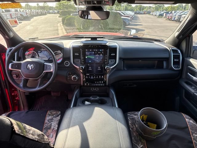 Used 2024 RAM 2500 Big Horn w/ Tech Package AWD/4WD image 28