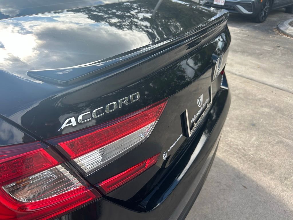 Used 2022 Honda Accord Sport image 30