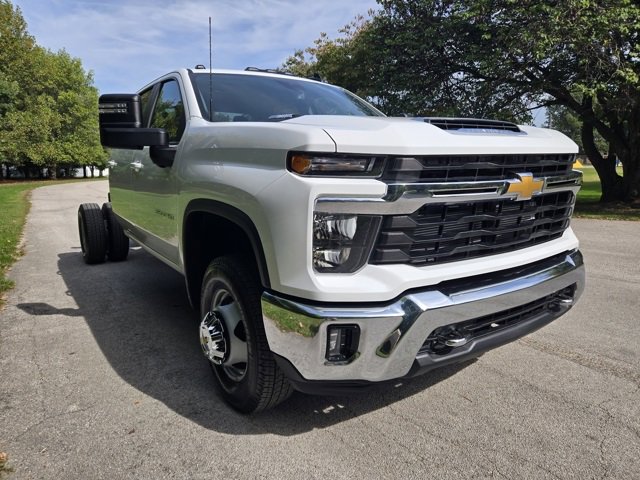 New 2026 Chevrolet Silverado 3500 LT w/ Convenience Package image 7