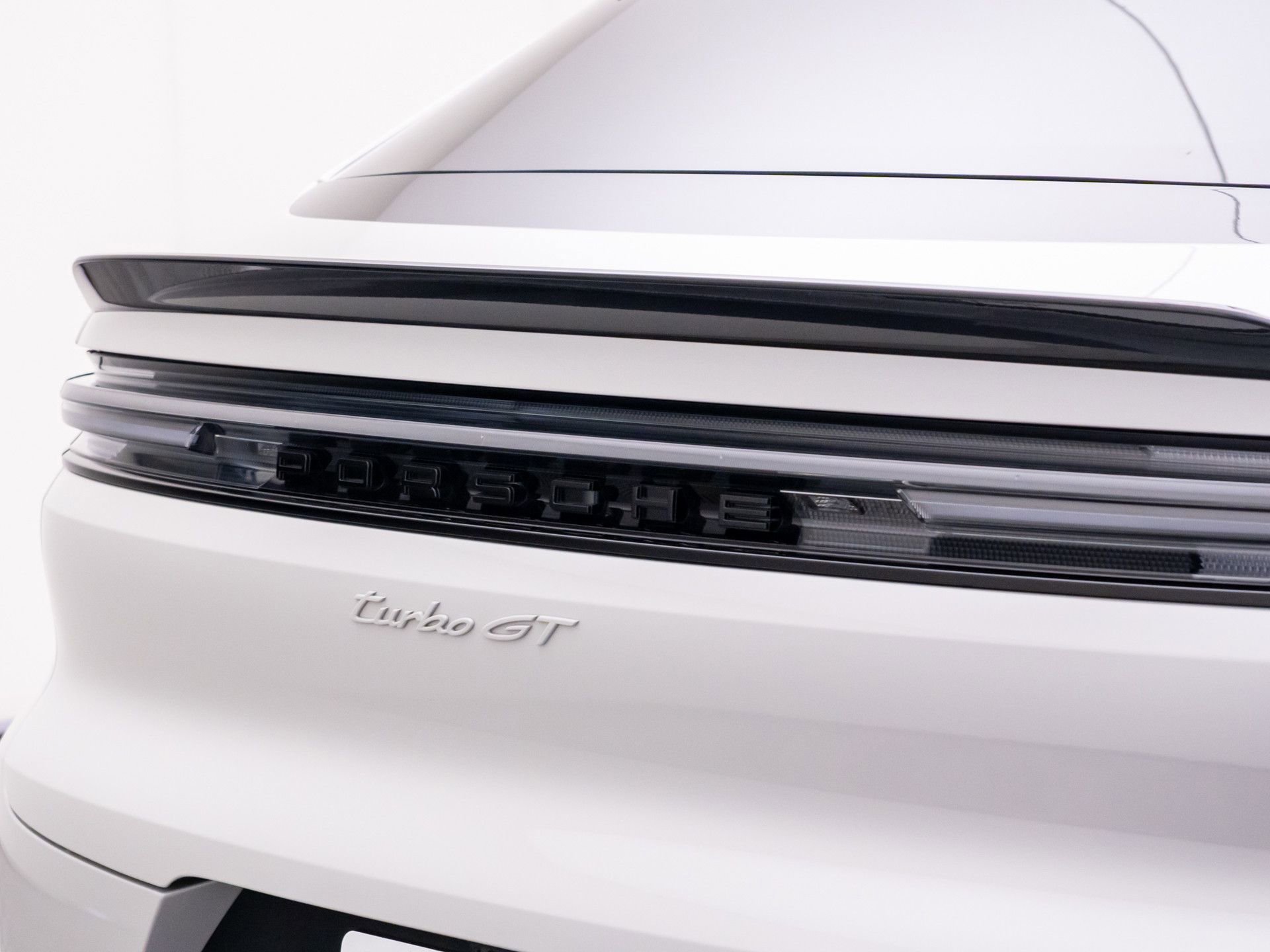 Certified 2025 Porsche Cayenne Turbo GT image 35