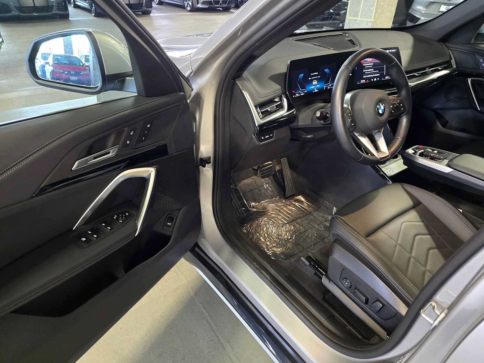 Used 2025 BMW X1 xDrive28i w/ Convenience Package AWD/4WD image 23
