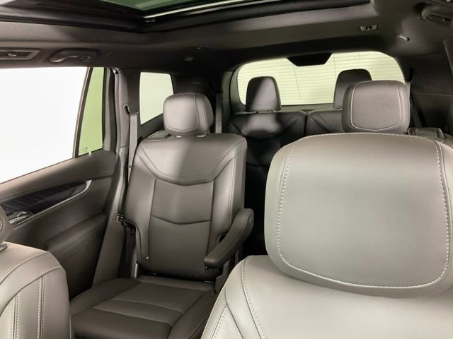 Used 2024 Cadillac XT6 Premium Luxury image 32