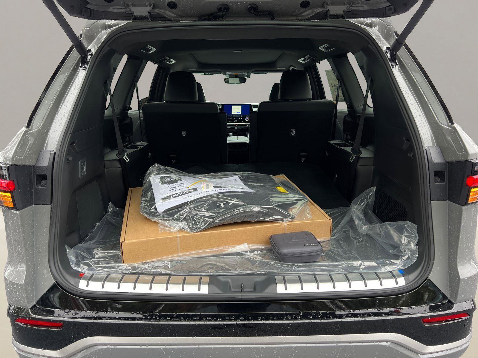 New 2026 Lexus TX 350 TX 350 F SPORT Handling image 13