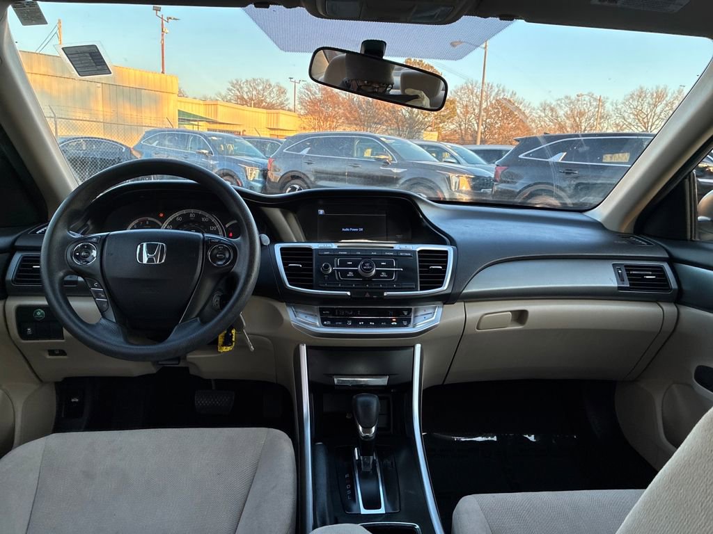 Used 2013 Honda Accord LX image 12