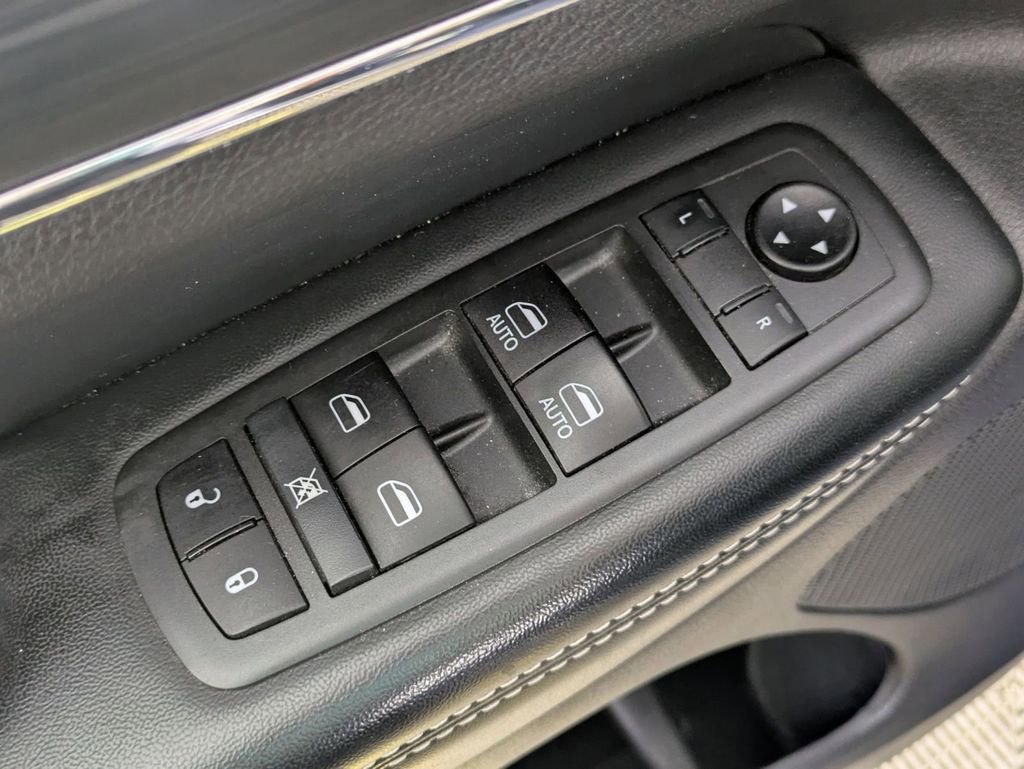 Used 2021 Jeep Grand Cherokee Limited w/ Quick Order Package 28K 80th image 15