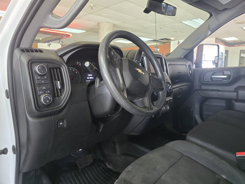Used 2021 Chevrolet Silverado 2500 W/T w/ WT Convenience Package AWD/4WD image 8