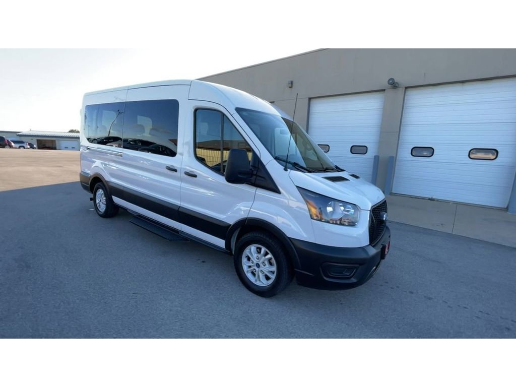 Used 2023 Ford Transit 350 XL image 2