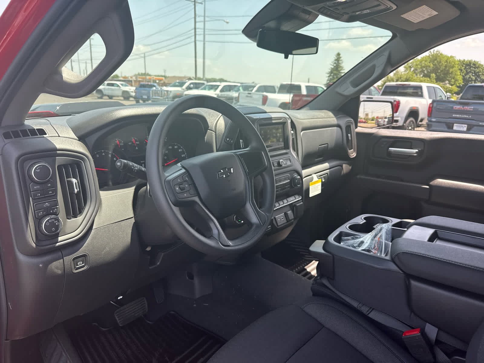 New 2026 Chevrolet Silverado 1500 Custom Trail Boss w/ LPO, Dark Essentials Package AWD/4WD image 13