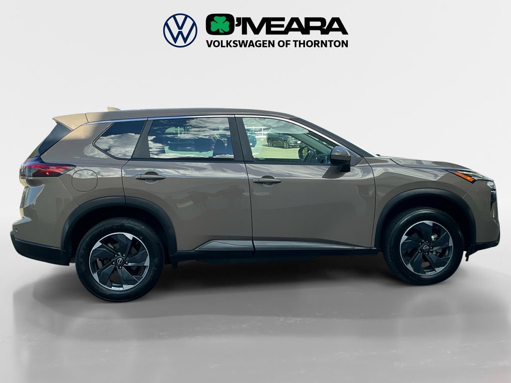 Used 2025 Nissan Rogue SV AWD/4WD image 6