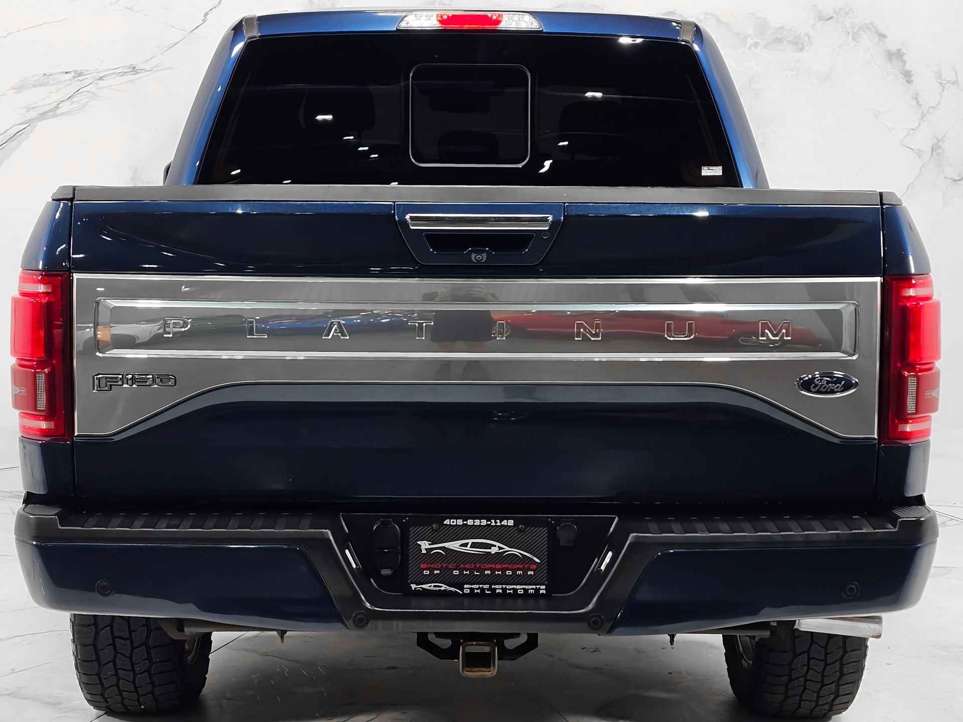 Used 2015 Ford F150 Platinum w/ Equipment Group 701A Luxury AWD/4WD image 14