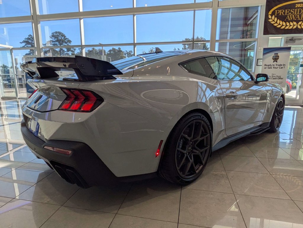 New 2026 Ford Mustang Dark Horse SC RWD image 4