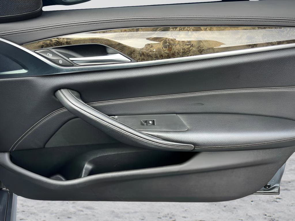 Used 2018 BMW 530i RWD image 30