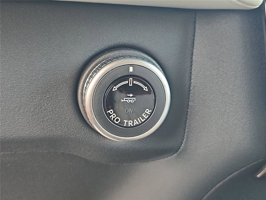 New 2026 Lincoln Navigator Premiere AWD/4WD image 22