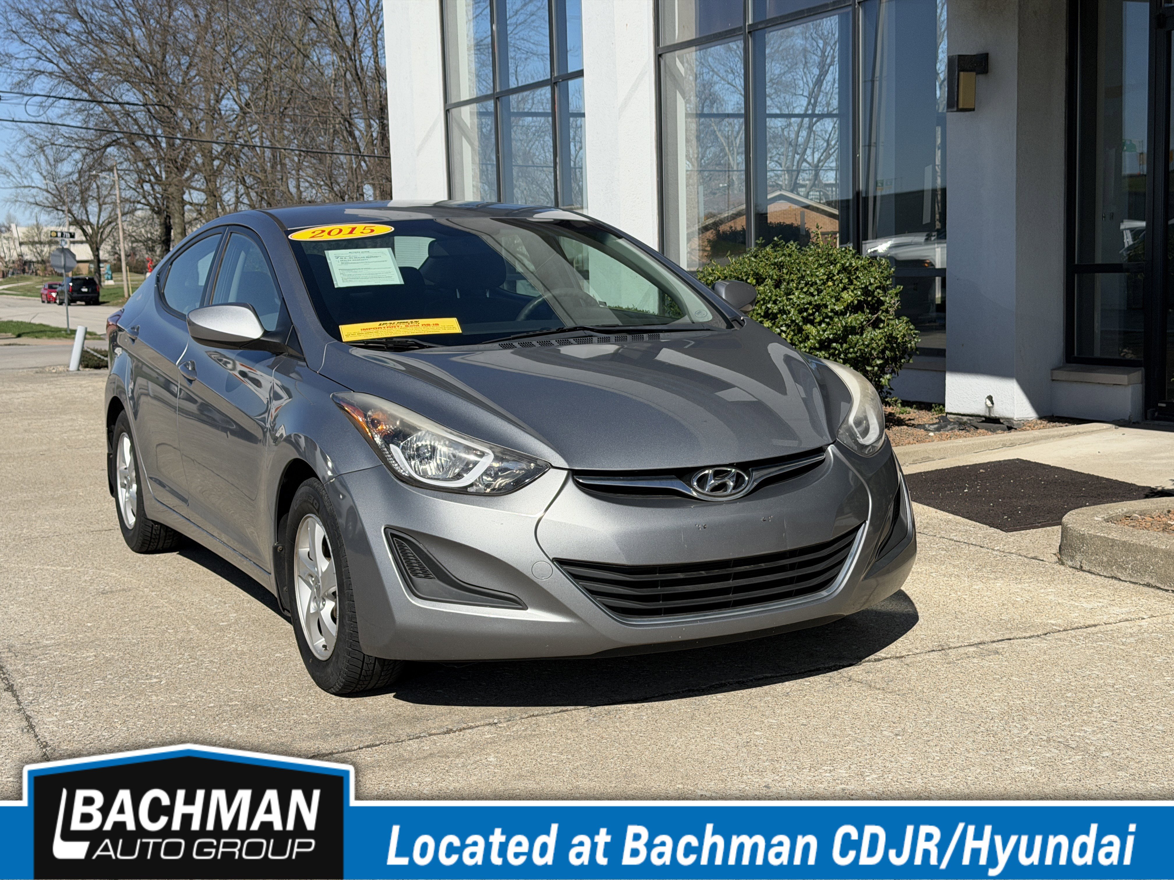 Used 2015 Hyundai Elantra SE image 1