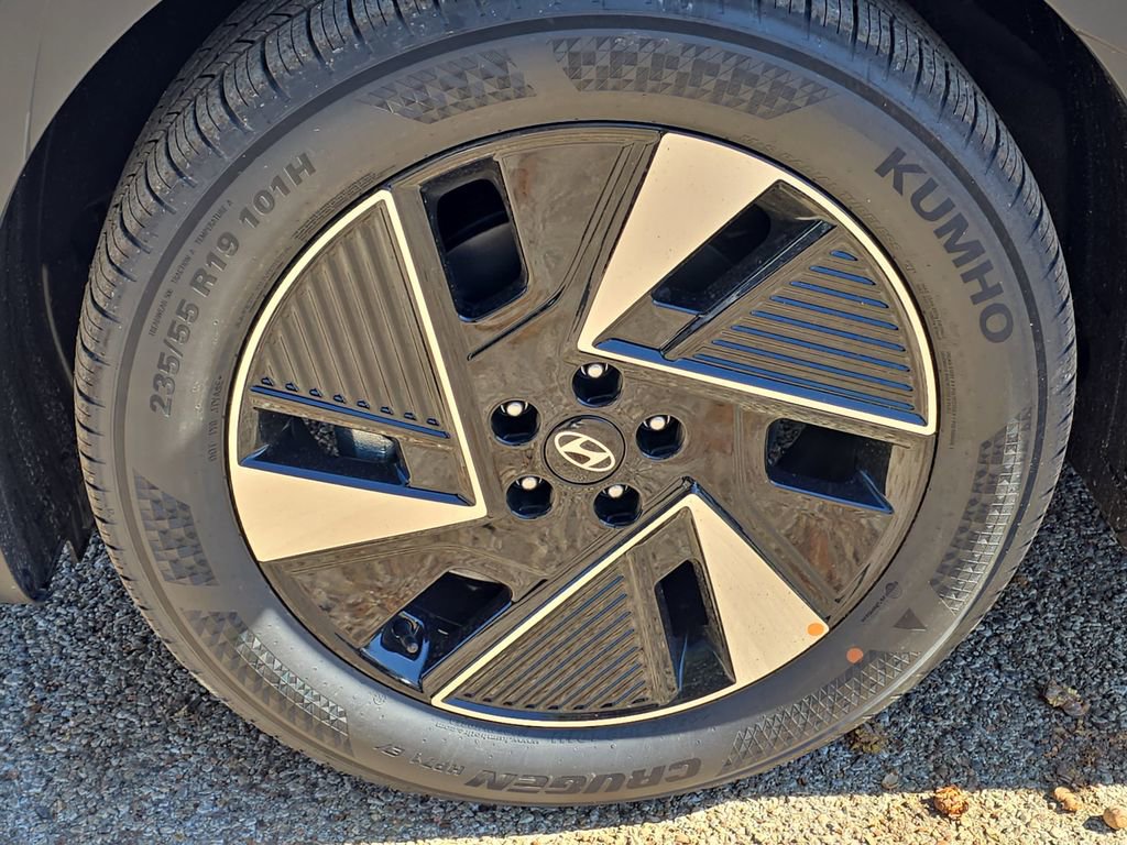 New 2026 Hyundai Ioniq 5 SEL image 29