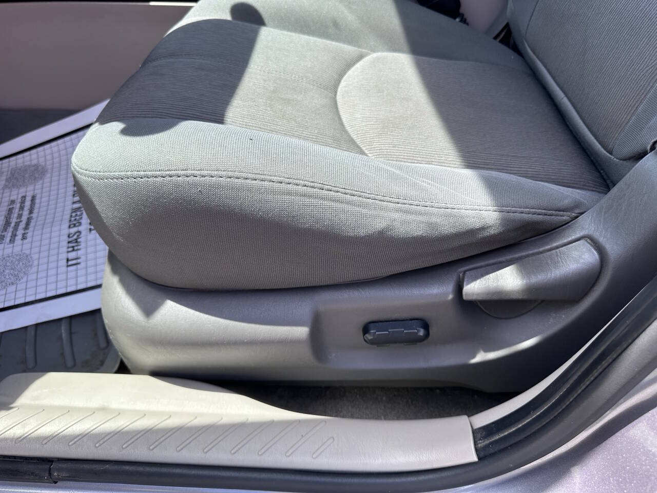 Used 2008 MAZDA Tribute i w/ Cargo Area Cover Pkg FWD image 11