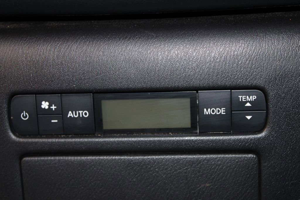 Used 2024 Nissan Armada SV image 27