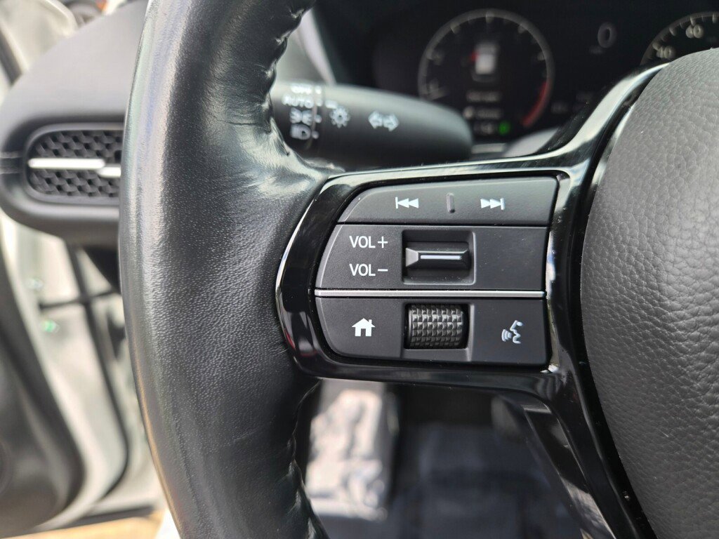 Certified 2023 Honda HR-V EX-L image 24