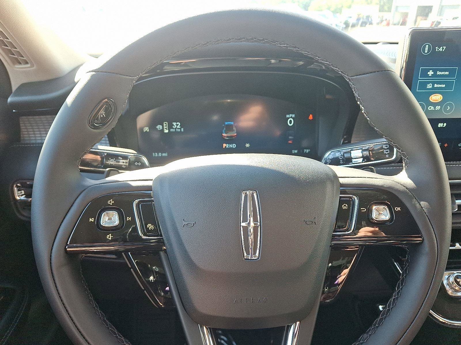 New 2025 Lincoln Corsair Premiere image 13