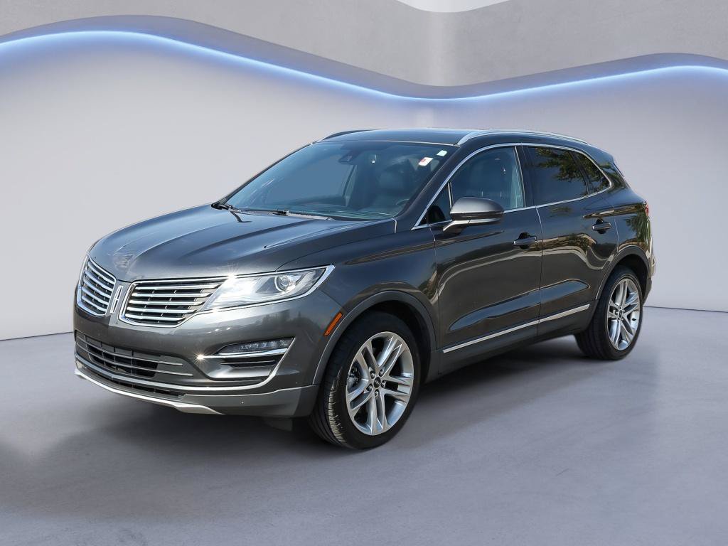Used 2017 Lincoln MKC Reserve w/ Lincoln MKC Climate Package AWD/4WD image 2