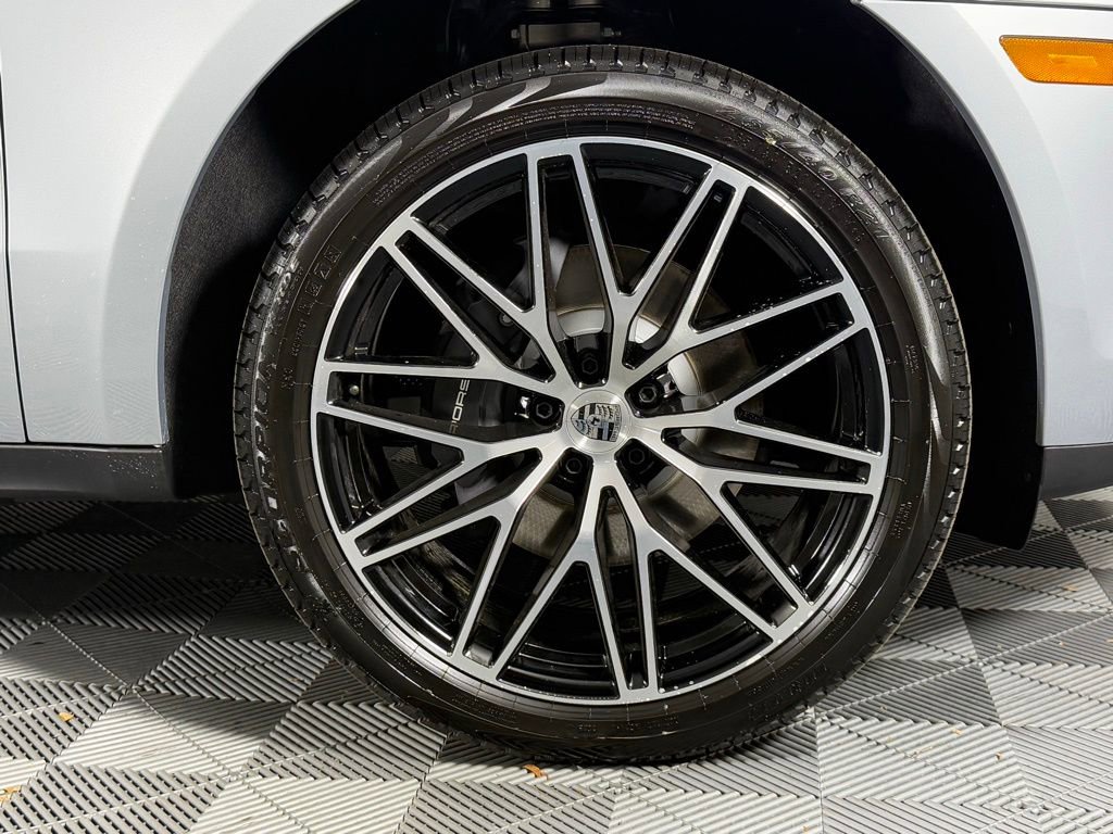 New 2026 Porsche Macan image 14