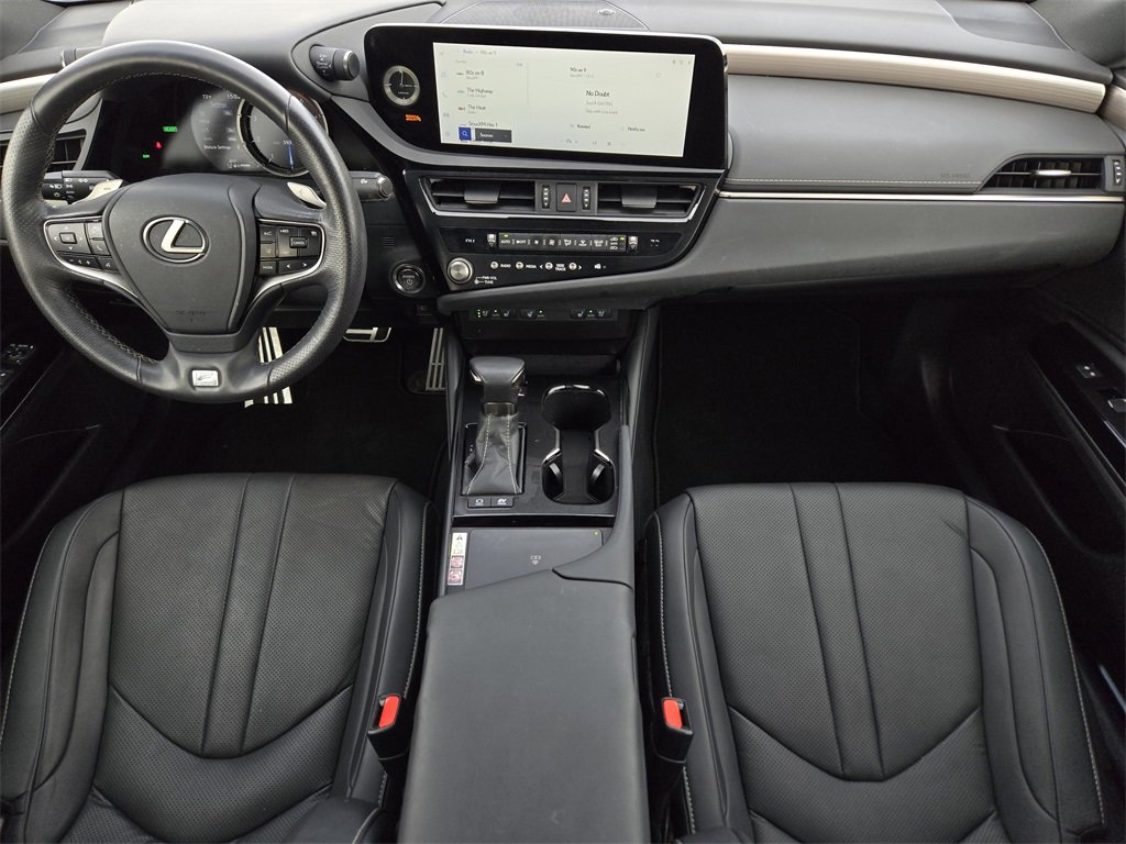 Used 2023 Lexus ES 300h F Sport image 27