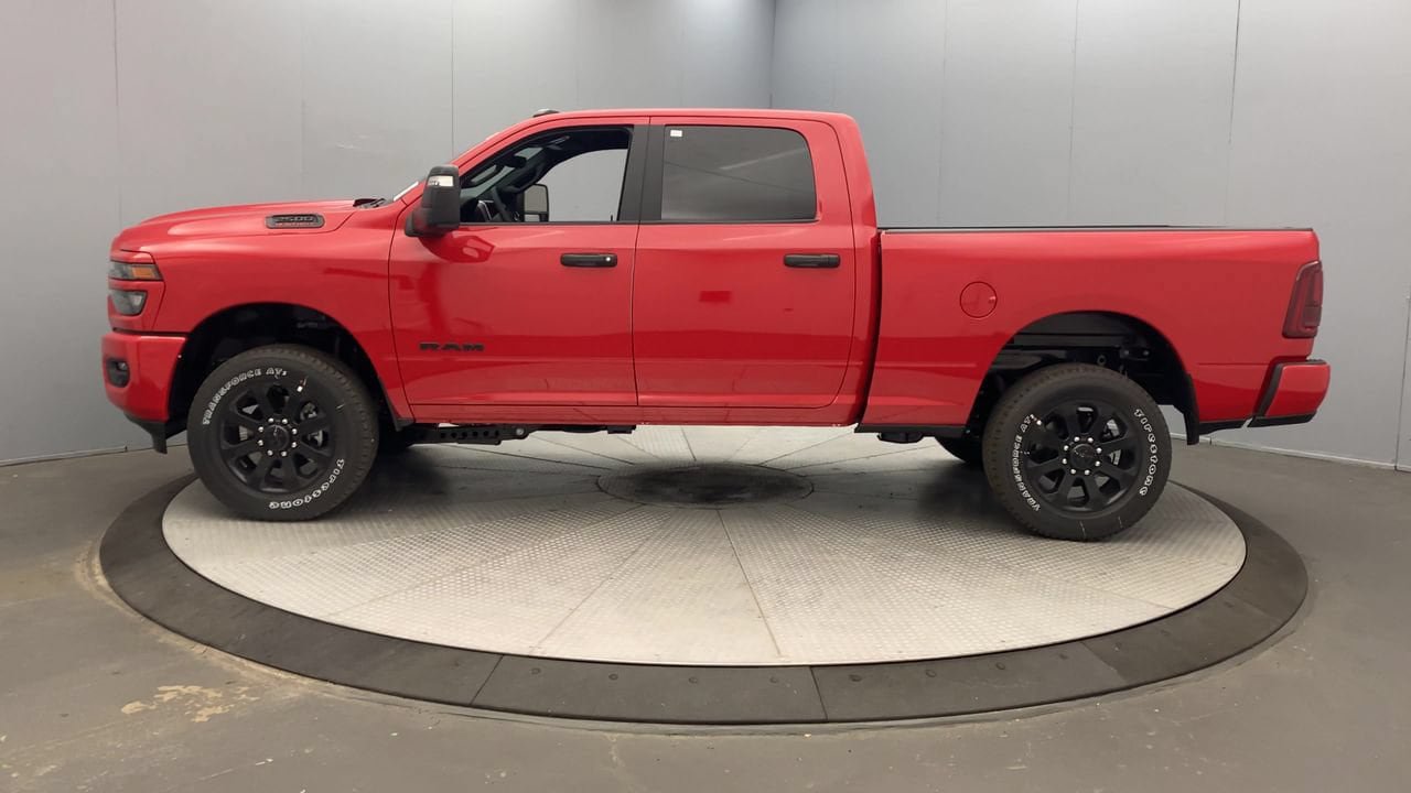 New 2026 RAM 2500 Big Horn AWD/4WD image 2