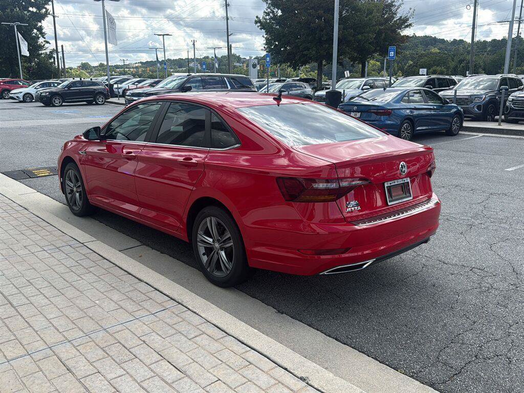 Used 2019 Volkswagen Jetta R-Line w/ R-Line Cold Weather Package FWD image 5