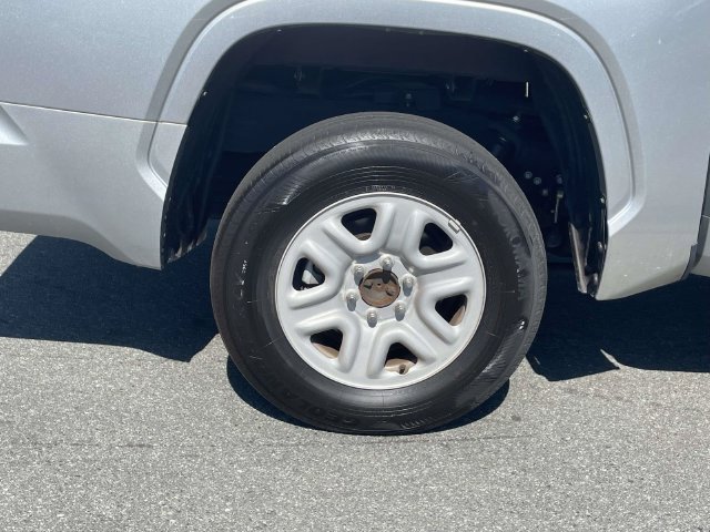 Used 2024 Toyota Tundra SR AWD/4WD image 7