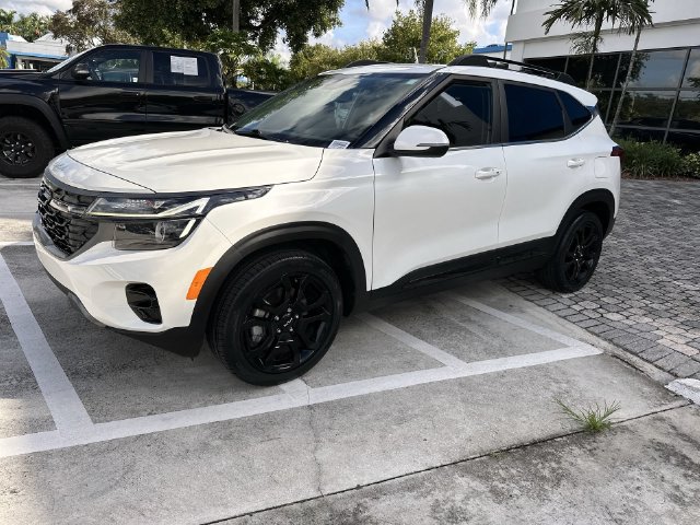 Used 2024 Kia Seltos X-Line AWD/4WD image 21
