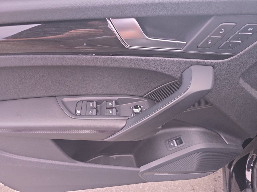 Used 2018 Audi Q5 Prestige AWD/4WD image 17