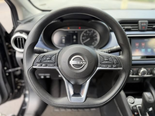 Used 2024 Nissan Versa SV FWD image 3