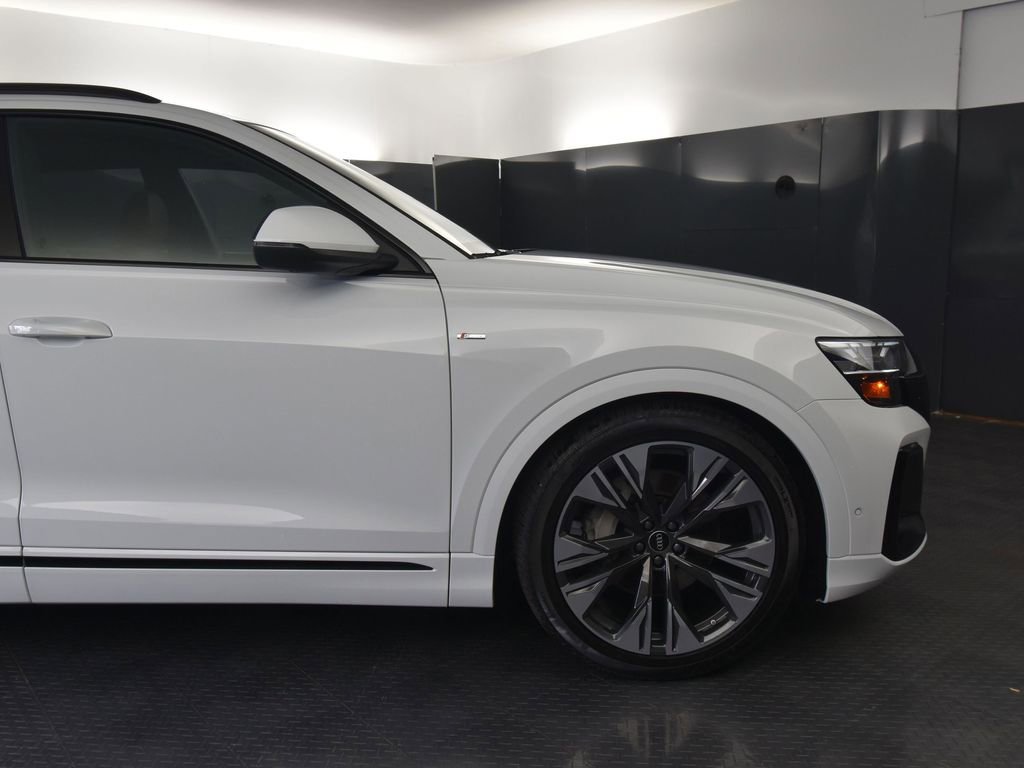 New 2026 Audi Q8 Premium Plus image 37