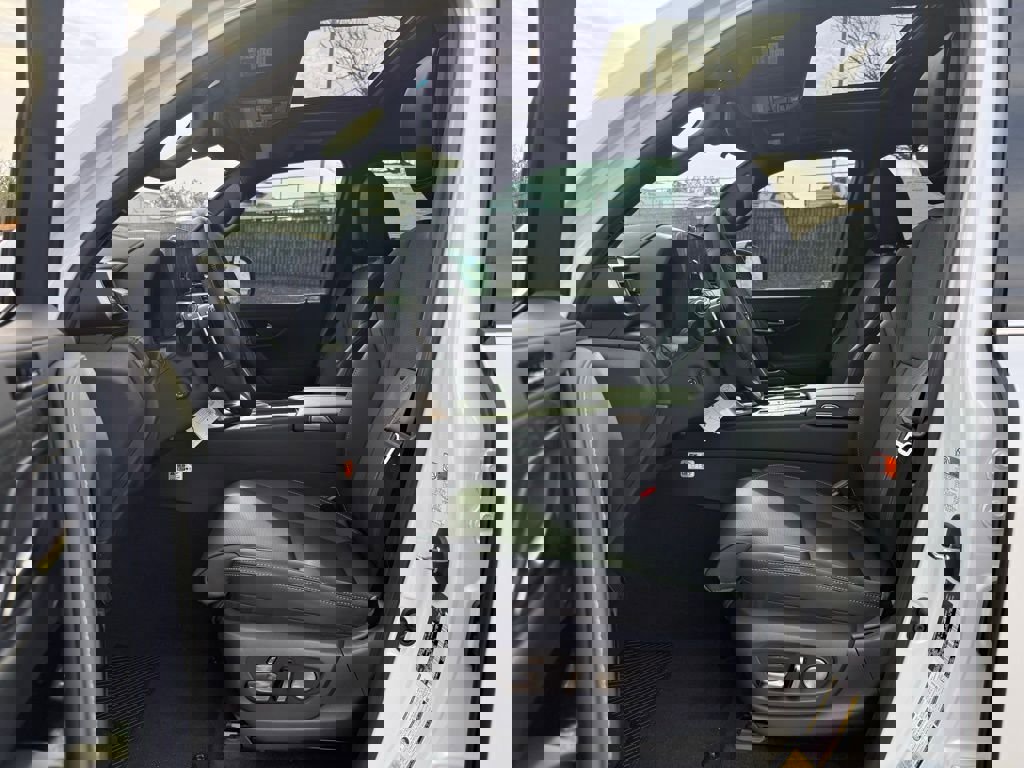 New 2026 Lexus LX 700h Luxury image 22