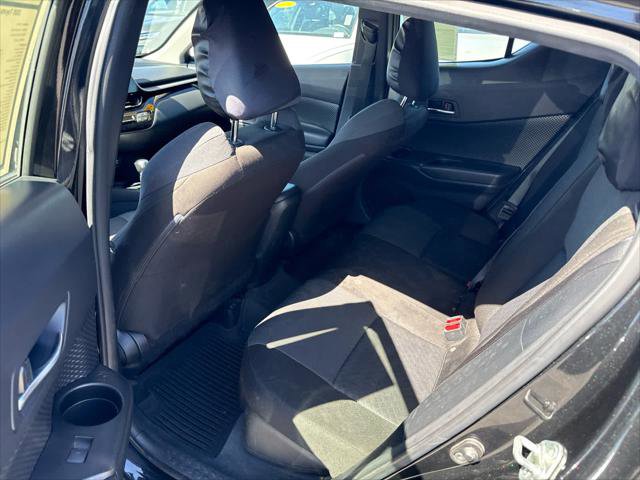 Used 2020 Toyota C-HR LE FWD image 6