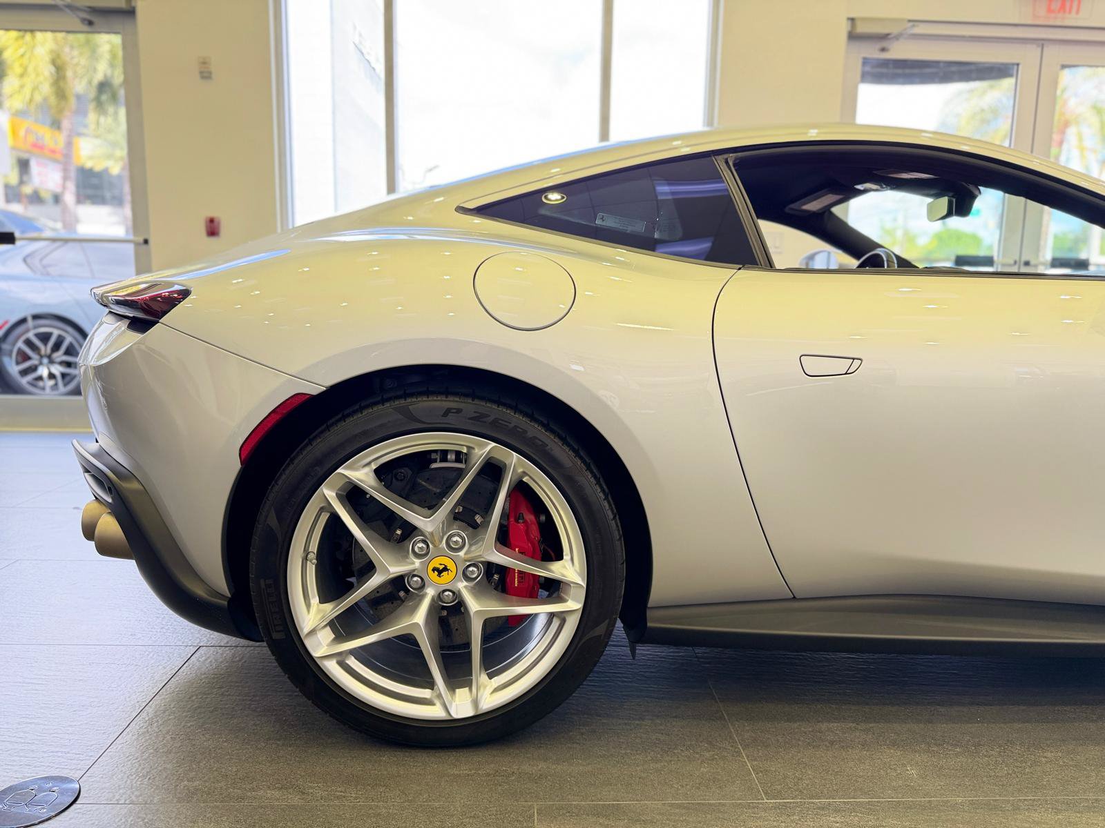 Used 2022 Ferrari Roma RWD image 25