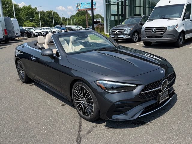 Used 2025 Mercedes-Benz CLE 300 4MATIC Cabriolet image 9