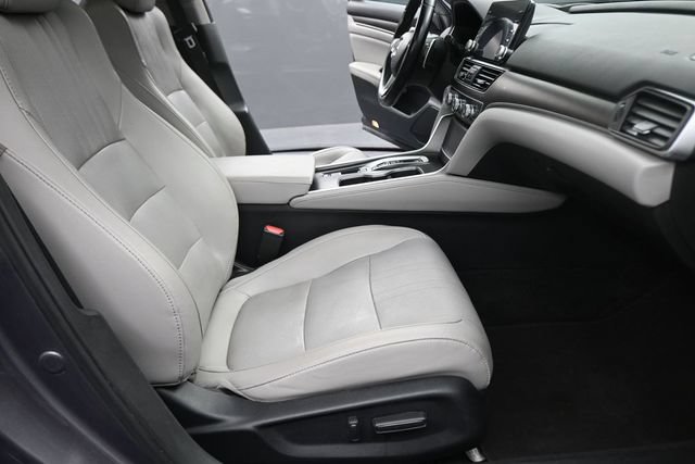 Used 2019 Honda Accord Touring image 22