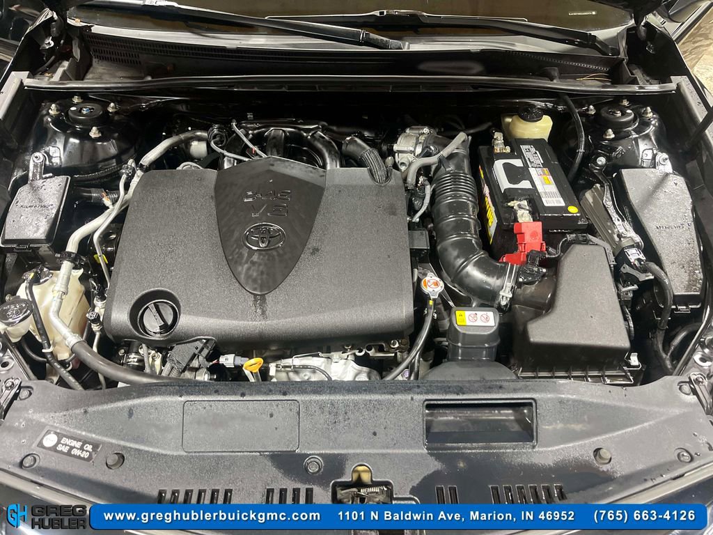 Used 2018 Toyota Camry XLE image 12