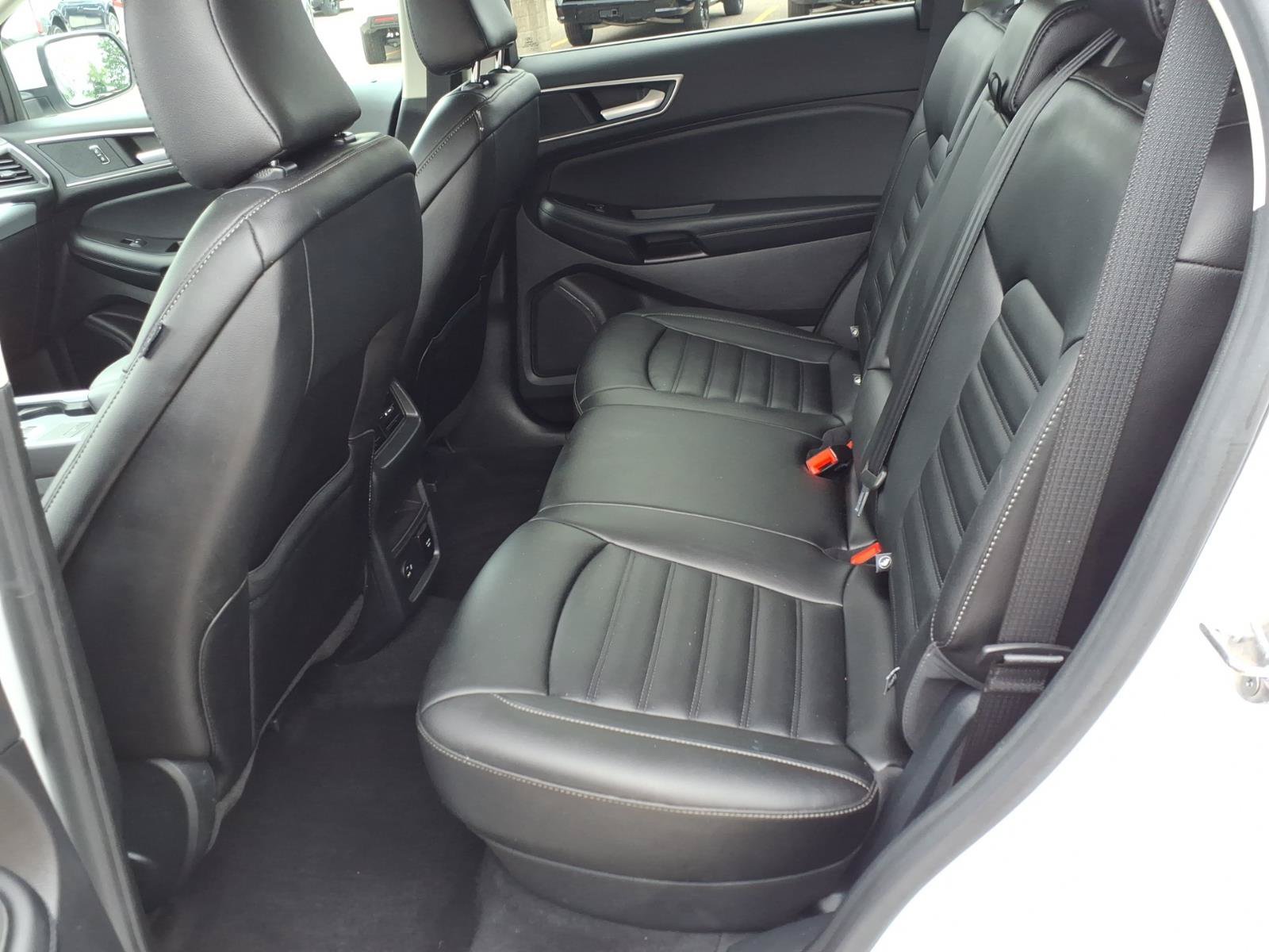 Used 2021 Ford Edge SEL w/ Convenience Package AWD/4WD image 13