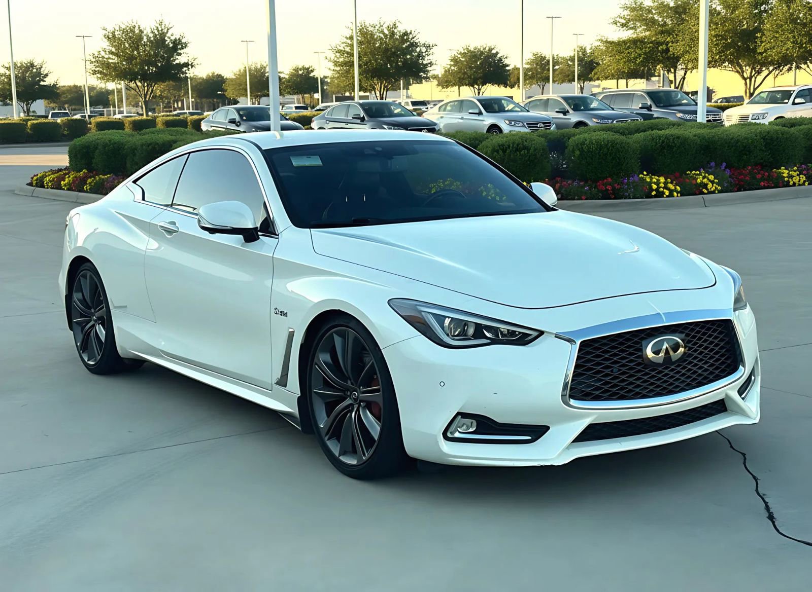 Used 2018 INFINITI Q60 Red Sport 400 w/ Sensory Package 3.0T Sport image 7