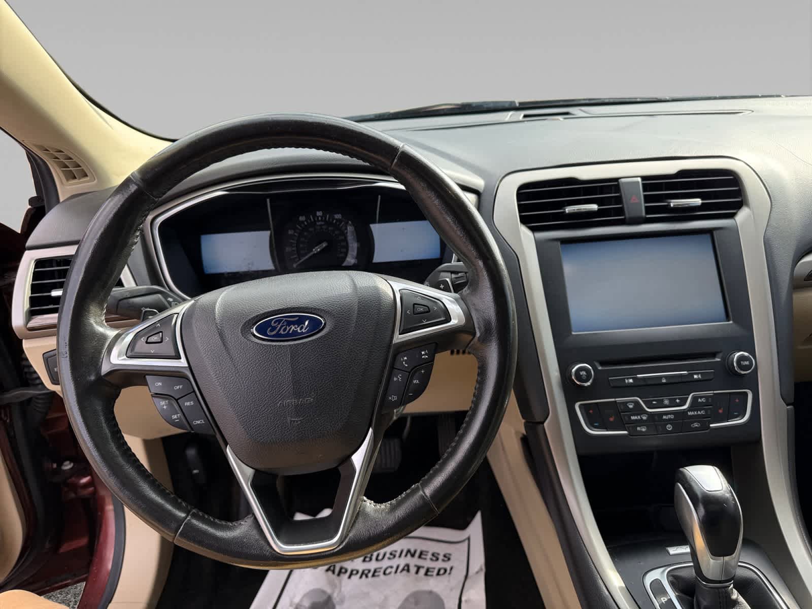 Used 2016 Ford Fusion SE w/ Equipment Group 202A FWD image 10