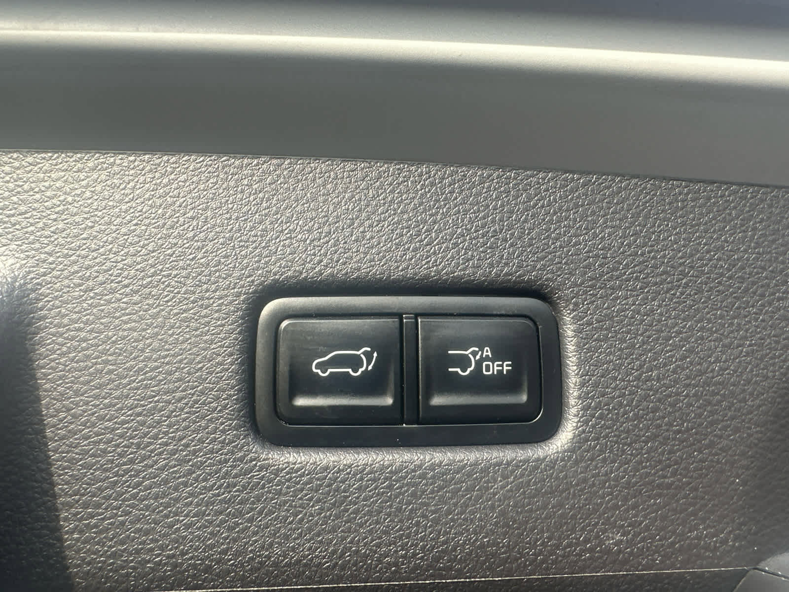 Used 2024 Kia Carnival SX Prestige image 14