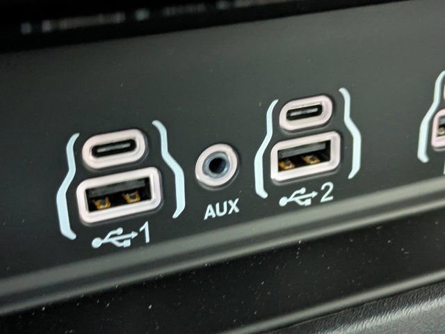 Used 2026 RAM 3500 Limited w/ Bed Utility Group image 19