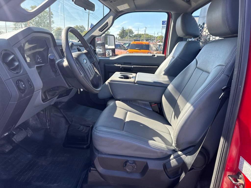 Used 2016 Ford F550 4x4 Regular Cab Super Duty image 20