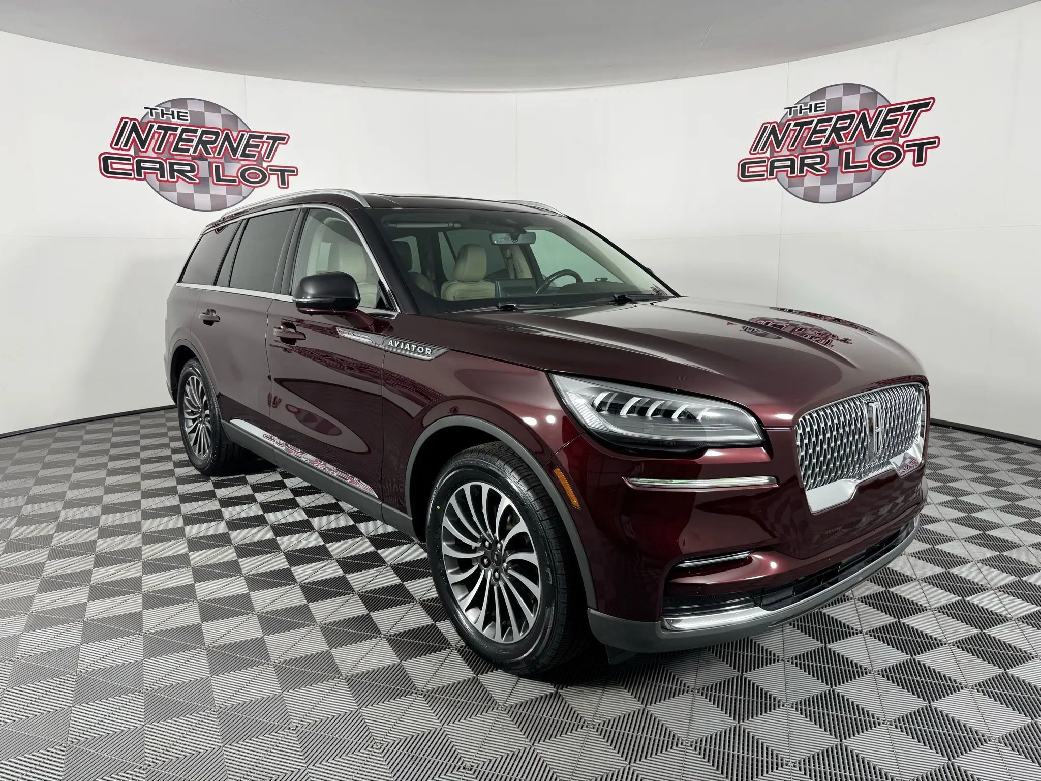 Used 2022 Lincoln Aviator Reserve w/ Elements Package Plus image 9