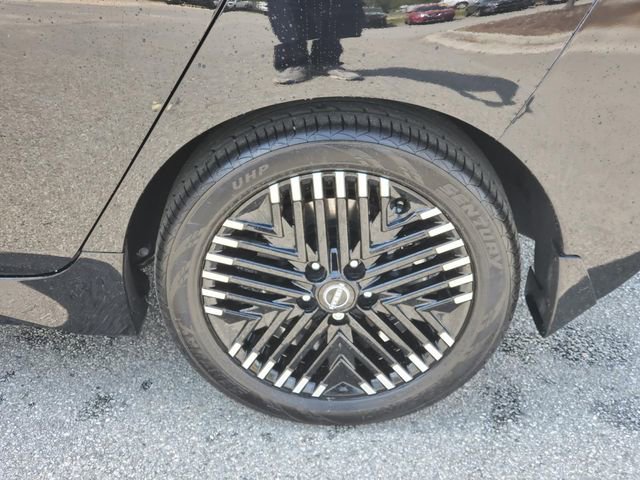 Certified 2024 Nissan Leaf SV Plus image 10