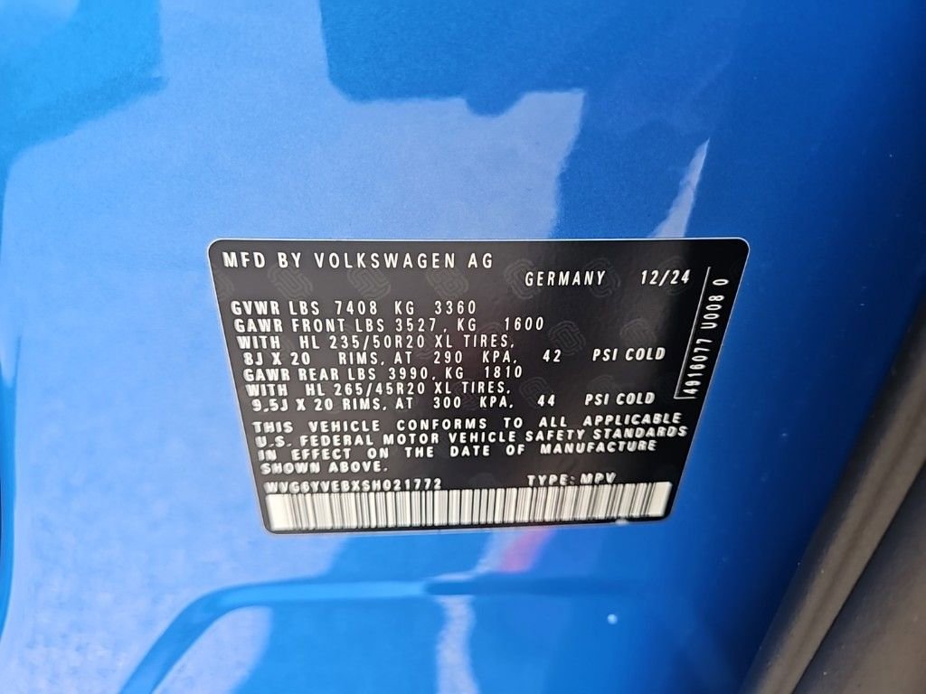 New 2025 Volkswagen ID. Buzz 1st Edition image 28