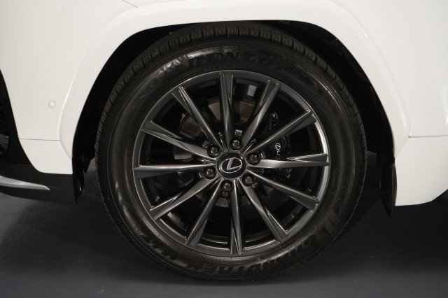 Used 2025 Lexus LX 700h F Sport image 19