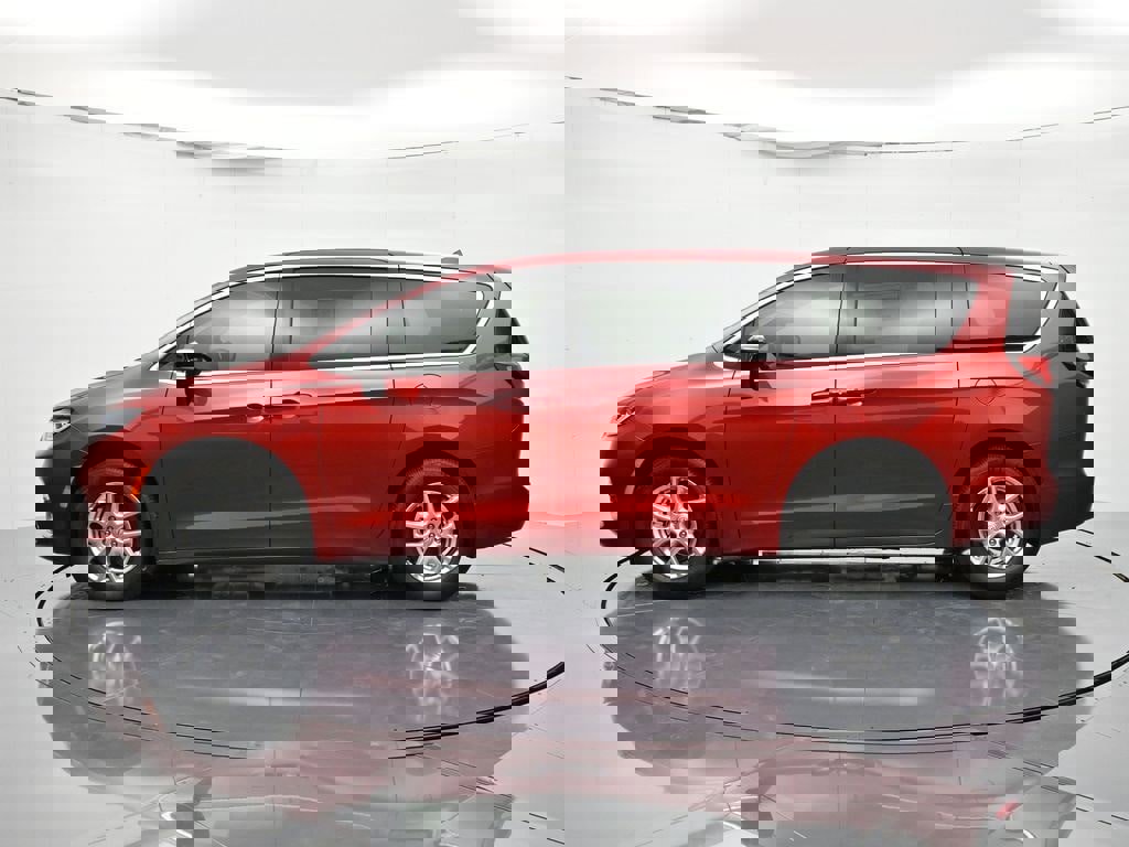 New 2026 Chrysler Pacifica Select image 8